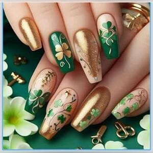 Lucky Fake Press On Nails NWT